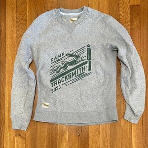 Tracksmith Unisex Size Small Sweatshirt
